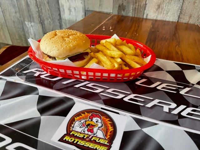 Cheese Burger & Chips (Kids)