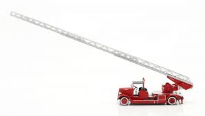 Altaya 1:43 Delahaye Type 103 Fire Department with Turntable Ladder