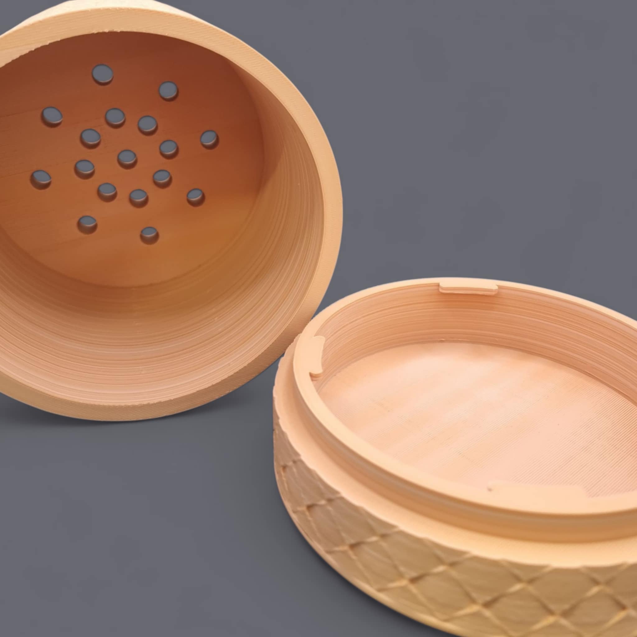 Woven Basket planter with detachable drip tray