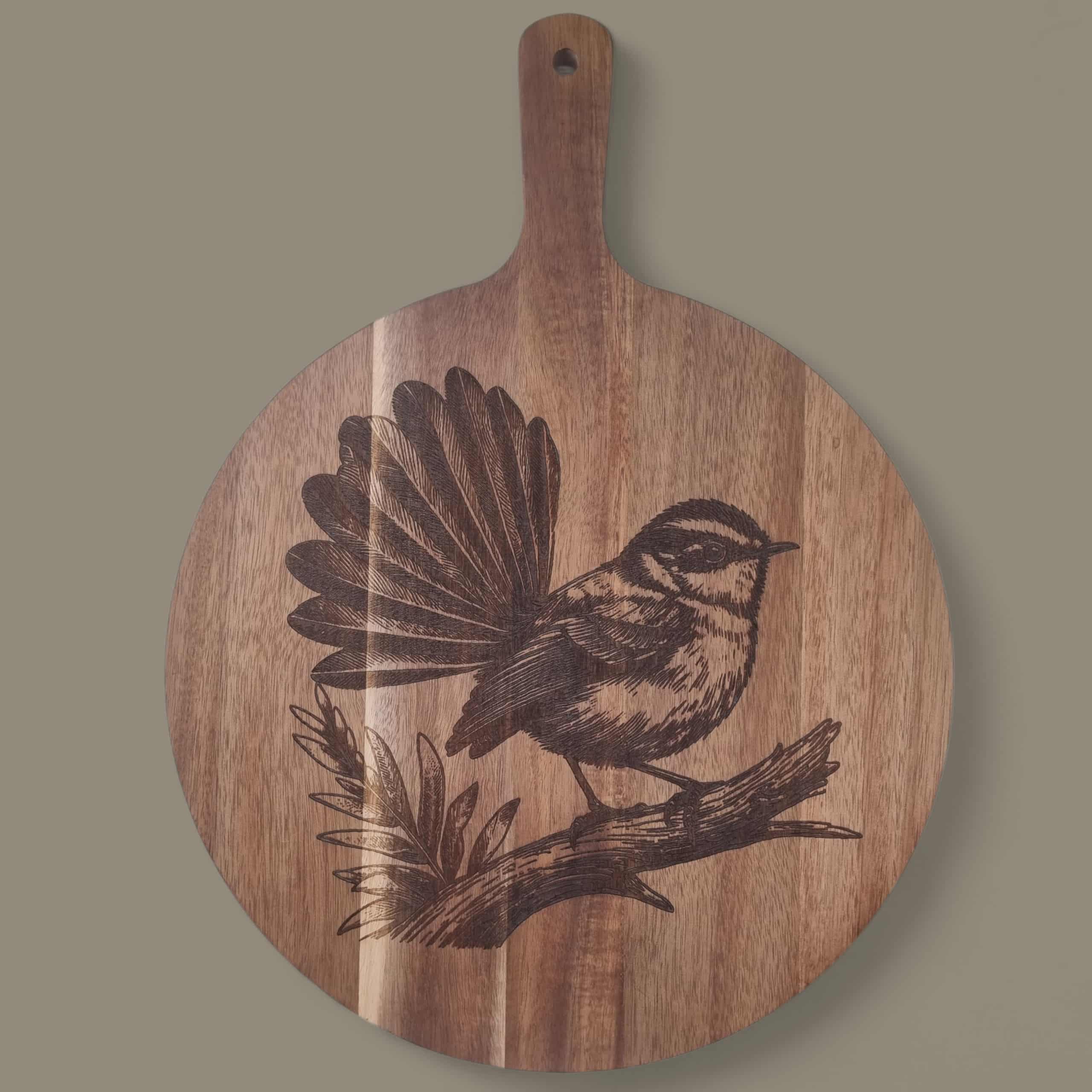Round serving board- Fantail