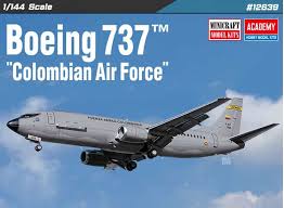 Academy 1/144 Boeing 737 Colombian Air Force